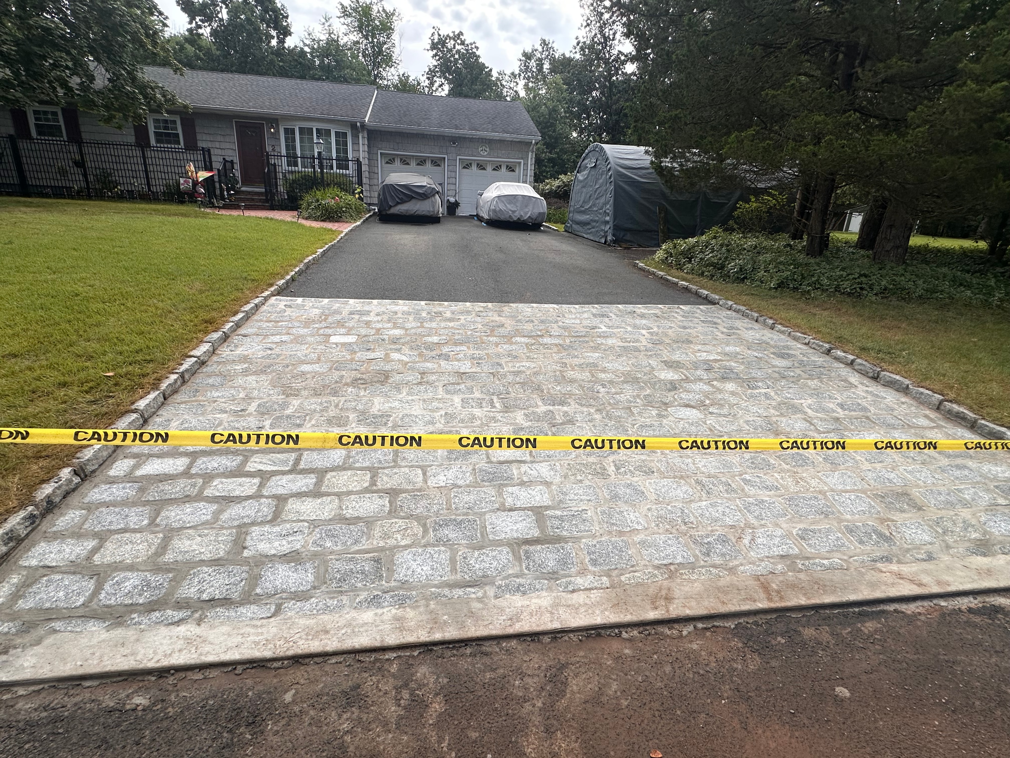 Asphalt driveway with Belgian block apron and edging by HomeCraft Paving & Masonry in Somerville NJ